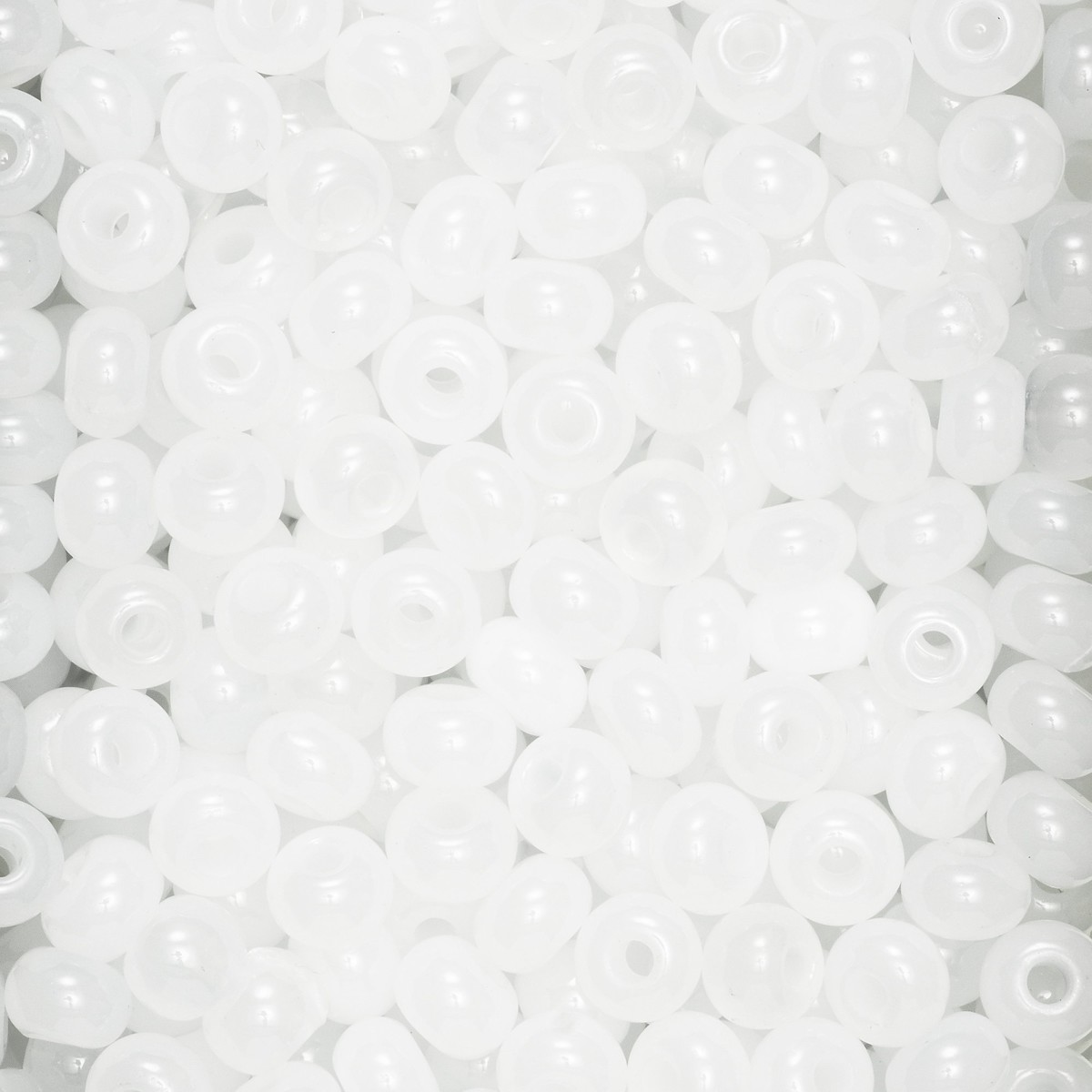 Rocailles - 6/0 - albast semi-transparant