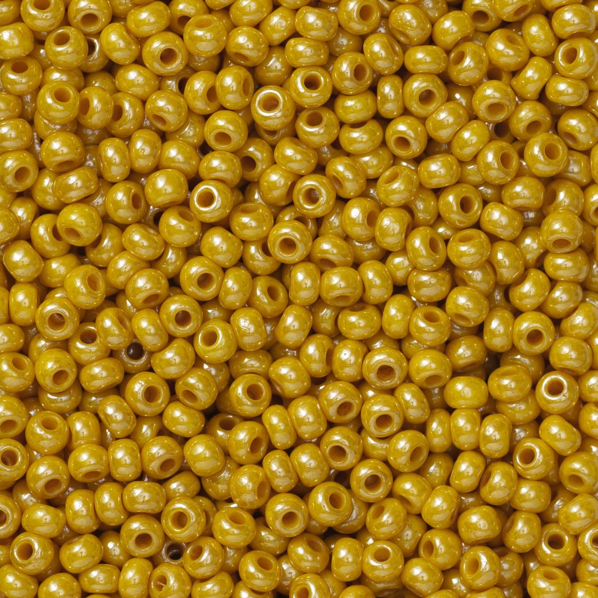 Rocailles - 9/0 - licht goudkleurig