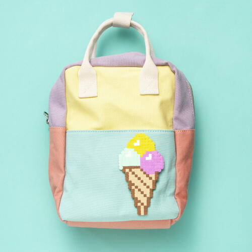 een strijkkralen ijsjesbutton