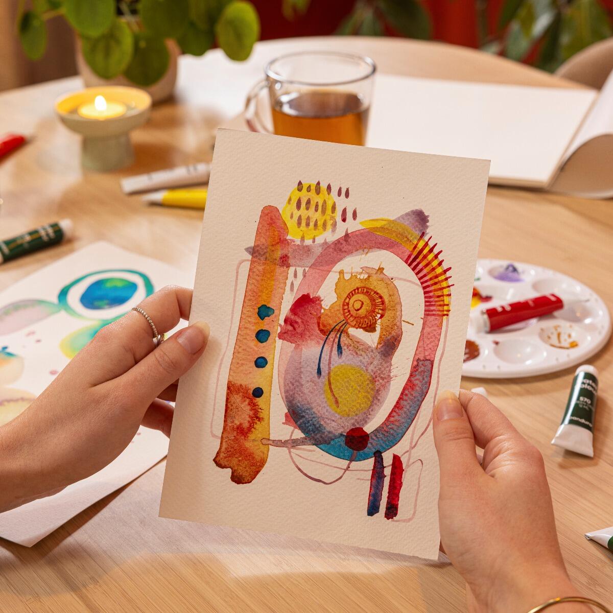 abstracte schilderingen met aquarel