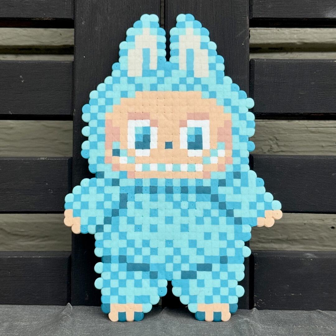 een monsterpoppetje een monsterpoppetje